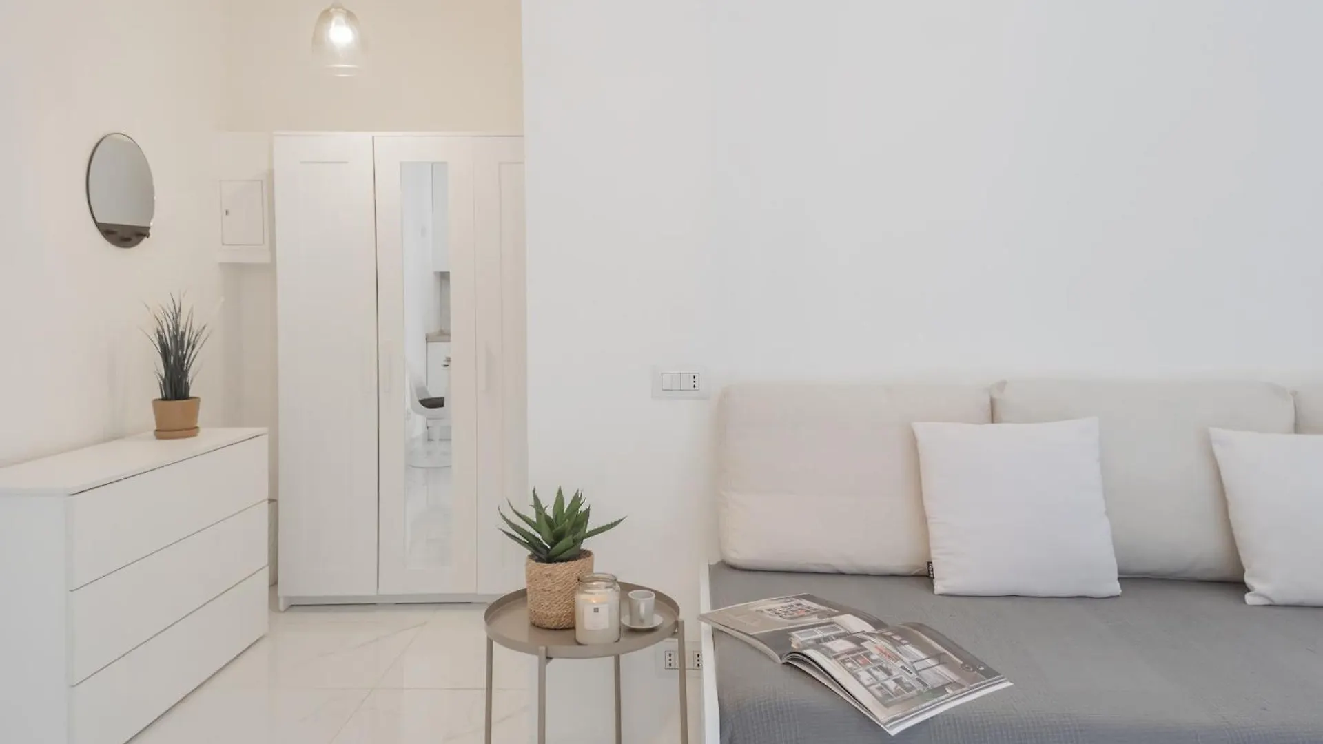 Luce Apartment By Rent All Como Itália
