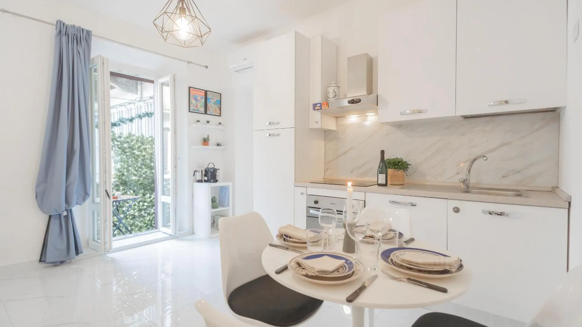 Luce Apartment By Rent All Como