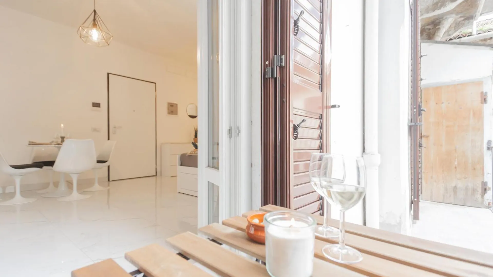 Luce Apartment By Rent All Como