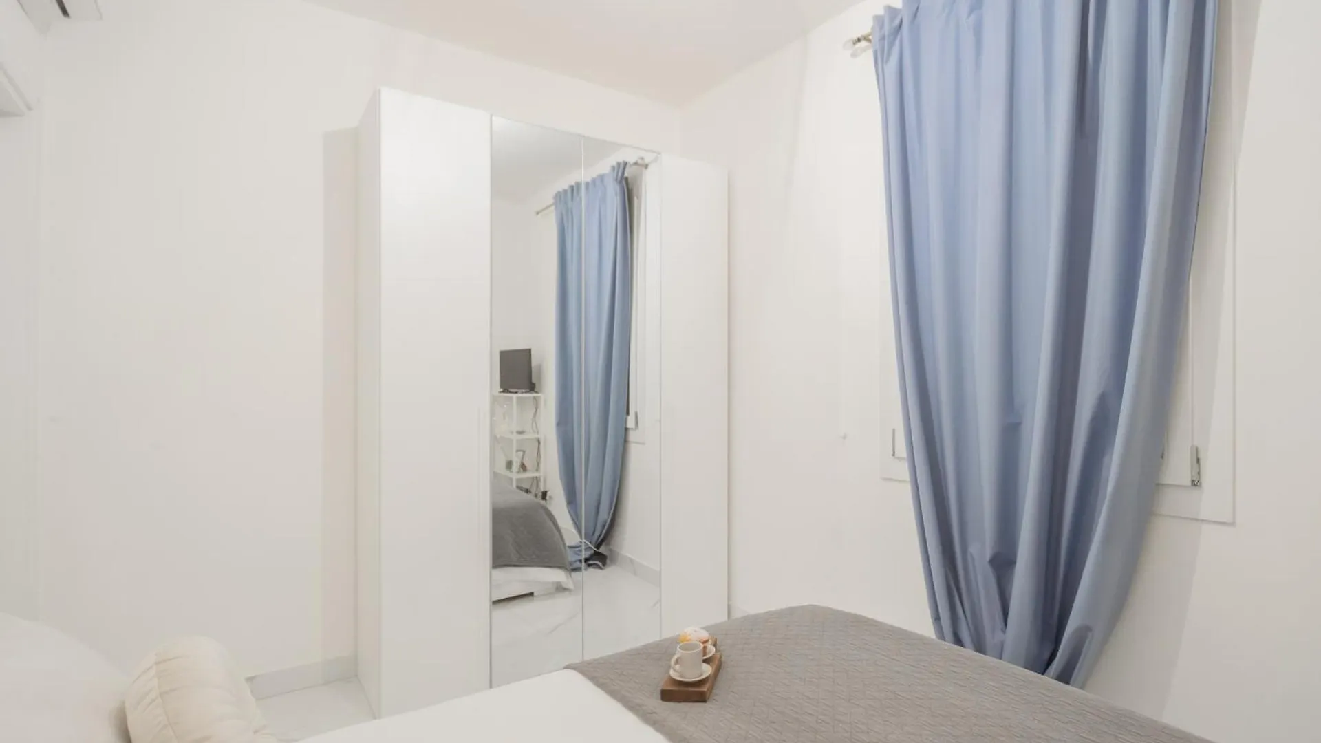 Luce Apartment By Rent All Como
