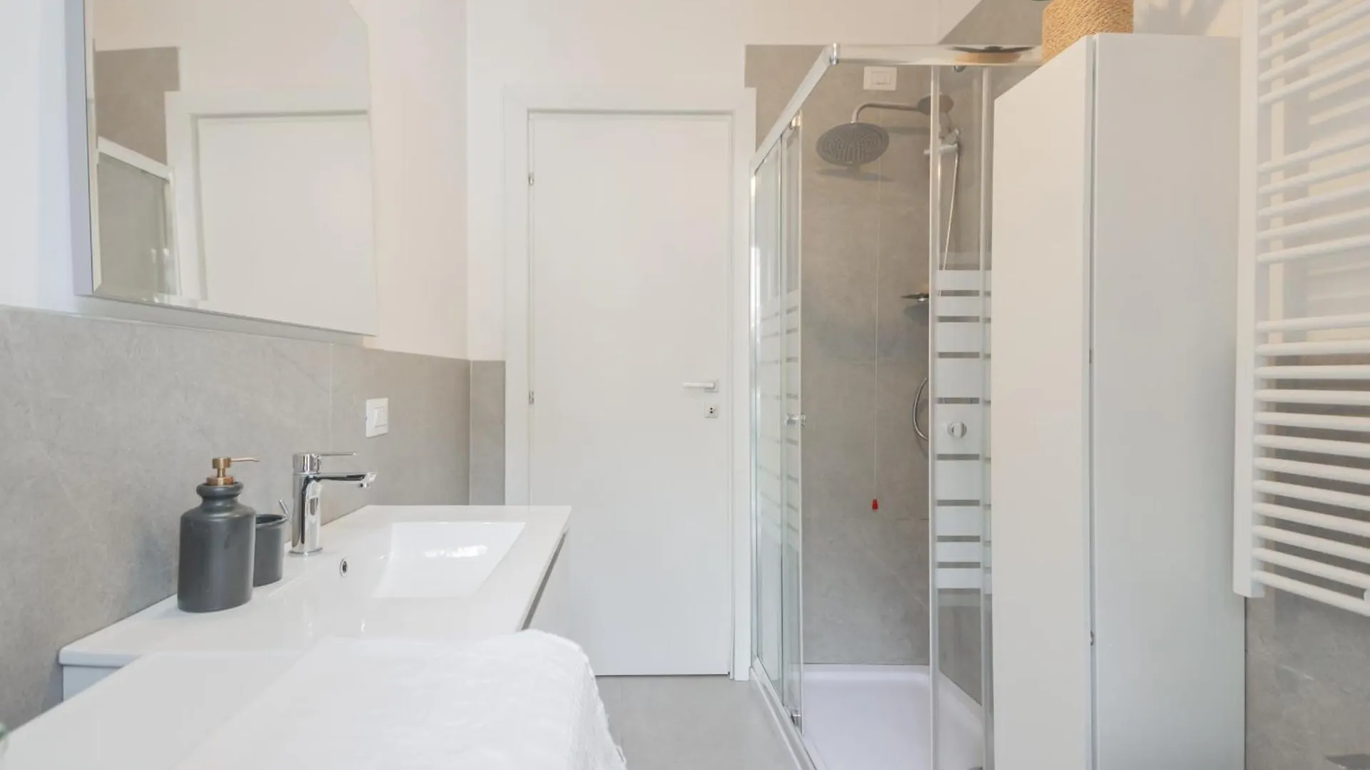 Luce Apartment By Rent All Όπως